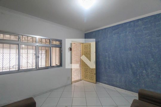 Sala de casa para alugar com 3 quartos, 120m² em Vila Antonieta, São Paulo