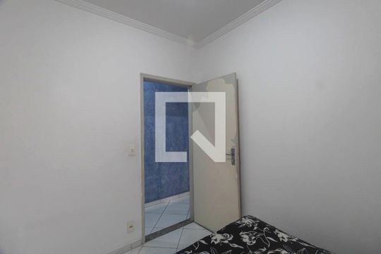 Quarto 1 de casa para alugar com 3 quartos, 120m² em Vila Antonieta, São Paulo