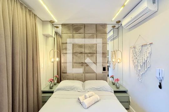 Quarto de kitnet/studio à venda com 1 quarto, 22m² em Jardim das Acacias, São Paulo