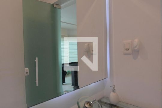 Lavabo de casa à venda com 3 quartos, 154m² em Vila Valqueire, Rio de Janeiro