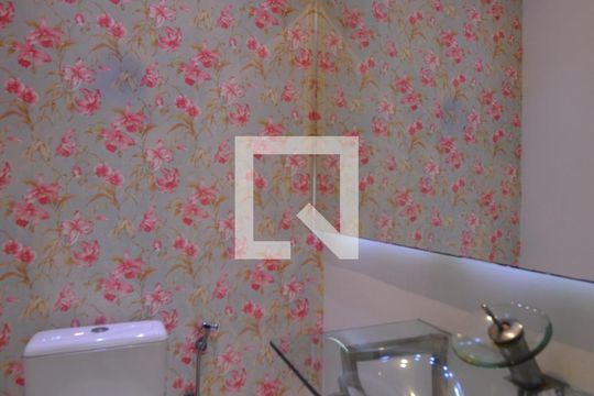 Lavabo de casa à venda com 3 quartos, 154m² em Vila Valqueire, Rio de Janeiro