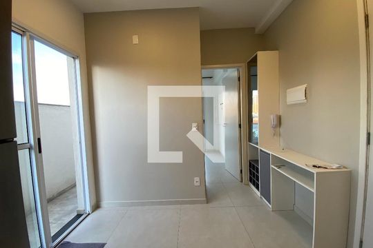 Sala/Cozinha de apartamento para alugar com 1 quarto, 50m² em Vila Sonia, São Paulo