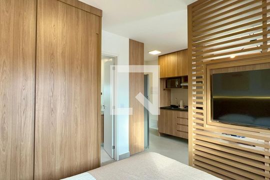 Quarto de kitnet/studio para alugar com 1 quarto, 28m² em Pinheiros, São Paulo