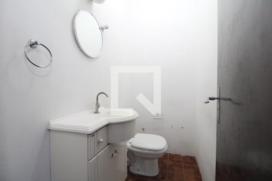 Lavabo de casa para alugar com 4 quartos, 200m² em Jardim Ipanema (zona Sul), São Paulo