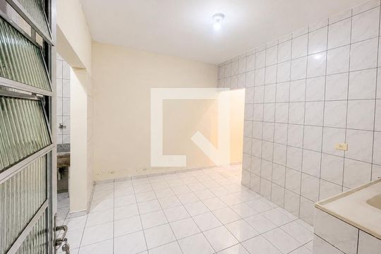 Cozinha de casa para alugar com 1 quarto, 50m² em Jardim Barbacena, Cotia