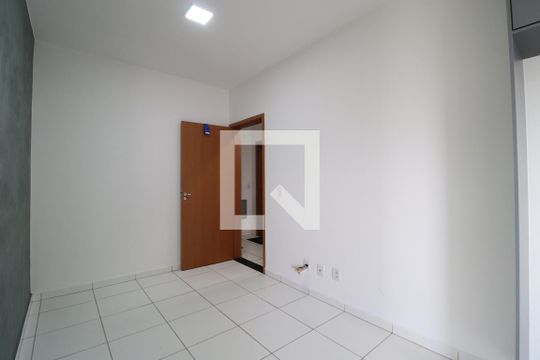 Sala de apartamento para alugar com 2 quartos, 51m² em Laranjeiras, Uberlândia