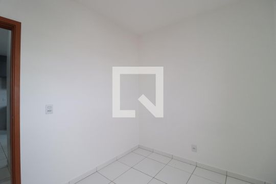 Quarto 1 de apartamento para alugar com 2 quartos, 51m² em Laranjeiras, Uberlândia