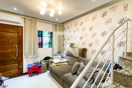 Sala  de casa de condomínio à venda com 2 quartos, 74m² em Jardim Popular, São Paulo