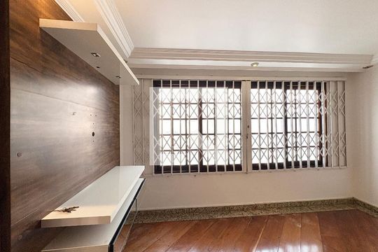 Sala de casa à venda com 3 quartos, 181m² em Jardim Sao Ricardo, São Paulo