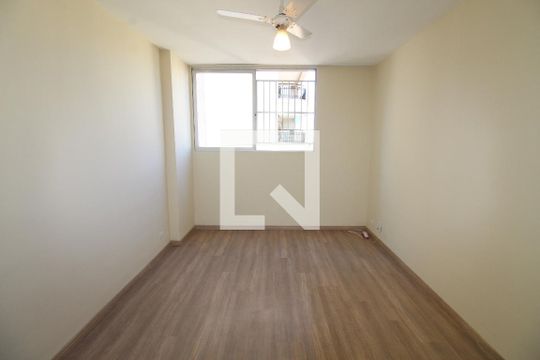 Apartamento para alugar com 2 quartos, 70m² em Jardim Apolo, São José dos Campos