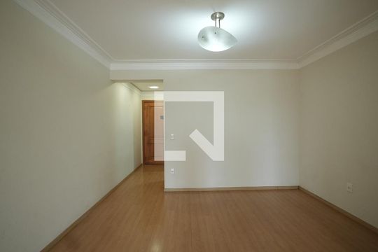Sala de apartamento à venda com 3 quartos, 84m² em Vila Valparaíso, Santo André