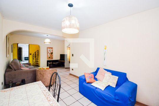 Sala de casa à venda com 3 quartos, 194m² em Jardim Divinolandia, Guarulhos