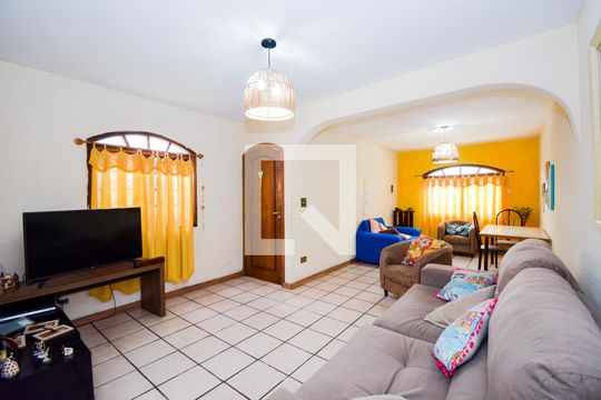 Casa à venda com 3 quartos, 194m² em Jardim Divinolandia, Guarulhos