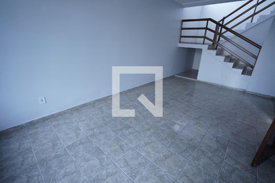 Casa à venda com 4 quartos, 193m² em Jardim América, Goiânia