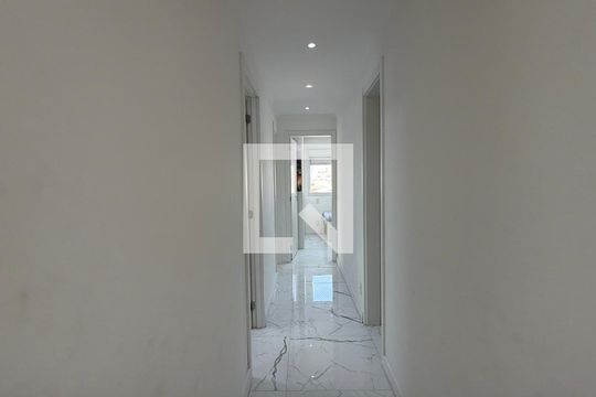 Corredor de apartamento à venda com 3 quartos, 119m² em Belém, São Paulo