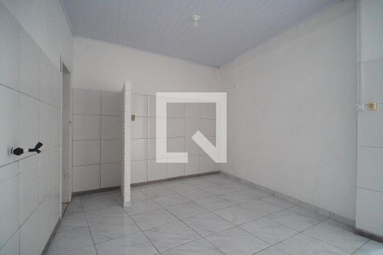 Cozinha de kitnet/studio para alugar com 1 quarto, 40m² em Pasqualini, Sapucaia do Sul