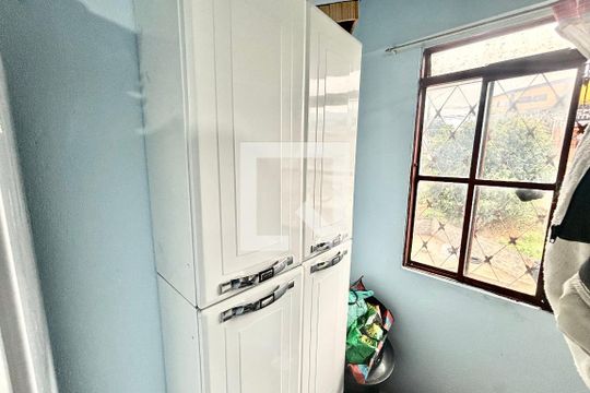 Cozinha de apartamento para alugar com 2 quartos, 45m² em Jardim Nélia, Ferraz de Vasconcelos
