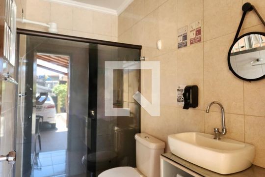 Casa à venda com 3 quartos, 120m² em Campo Grande, São Paulo