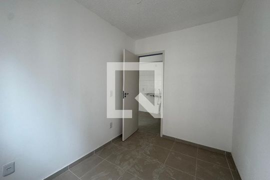 Quarto 1 de apartamento para alugar com 2 quartos, 45m² em Butantã , Osasco