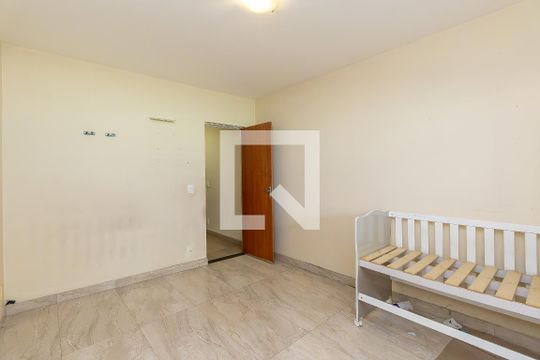Quarto 1 de casa para alugar com 2 quartos, 200m² em São João Batista, Belo Horizonte