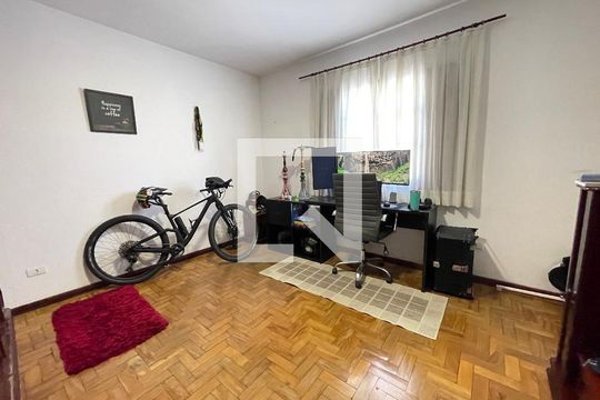 Quarto 1 de casa à venda com 4 quartos, 250m² em Vila Nova Alba, São Paulo