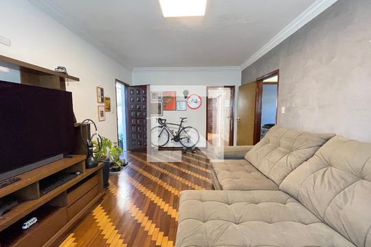 Sala de casa à venda com 4 quartos, 250m² em Vila Nova Alba, São Paulo