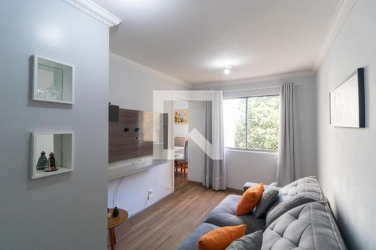 Sala de TV de apartamento à venda com 3 quartos, 78m² em Jardim Pacaembu, Campinas