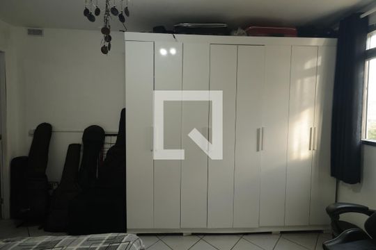 Quarto de apartamento à venda com 1 quarto, 35m² em Vila Mariana, São Paulo