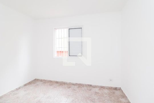 Quarto 1 de apartamento à venda com 2 quartos, 50m² em Itaquera, São Paulo