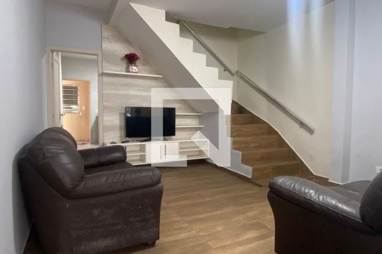 Sala de casa à venda com 2 quartos, 145m² em Centro, Osasco