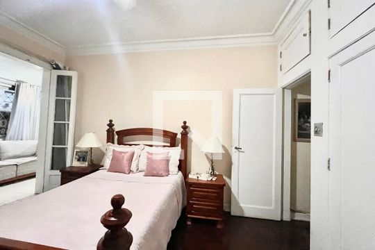 Quarto 1 de apartamento para alugar com 3 quartos, 140m² em Copacabana, Rio de Janeiro