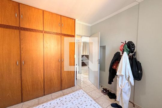 Quarto 2 de apartamento à venda com 2 quartos, 65m² em Vila Rami, Jundiaí