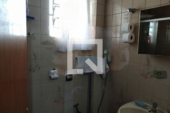 Casa à venda com 2 quartos, 140m² em Jardim Santa Edwiges, São Paulo