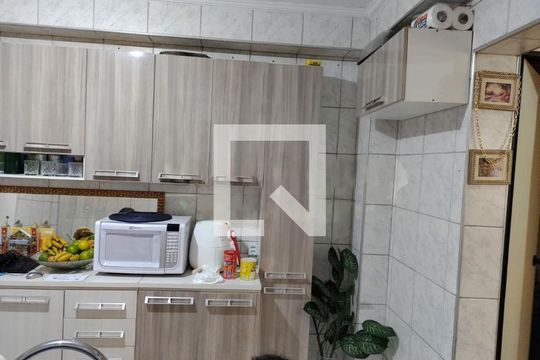 Casa à venda com 2 quartos, 140m² em Jardim Santa Edwiges, São Paulo