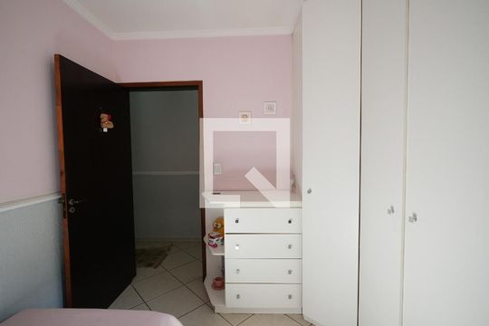 Quarto 2 de casa à venda com 3 quartos, 137m² em Vila Metalúrgica, Santo André