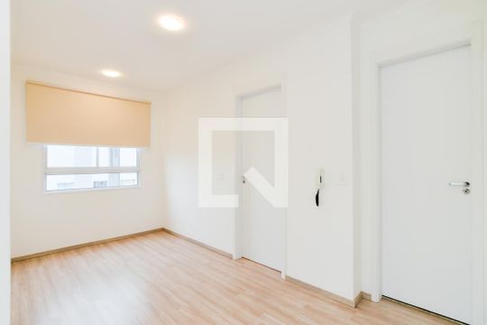 Apartamento para alugar com 2 quartos, 45m² em Vila das Bandeiras, Guarulhos
