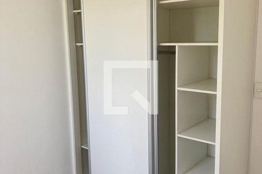 Quarto 2 de apartamento à venda com 2 quartos, 54m² em Parque Uniao, Jundiaí