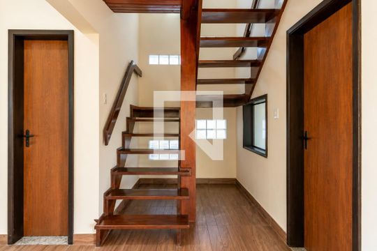 Casa para alugar com 4 quartos, 200m² em Passo das Pedras, Porto Alegre