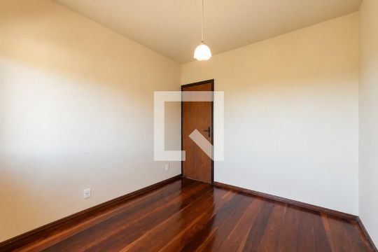 Quarto 1 de casa para alugar com 4 quartos, 200m² em Passo das Pedras, Porto Alegre