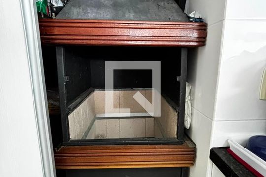 Lareira de apartamento para alugar com 3 quartos, 101m² em Jardim São Pedro, Porto Alegre