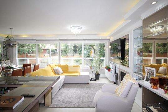 Sala de apartamento para alugar com 3 quartos, 147m² em Rio Branco, Porto Alegre
