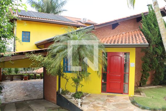 Casa de Condomínio para alugar com 3 quartos, 232m² em Residencial San Diego (paysage Vert), Cotia
