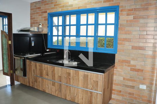 Casa de Condomínio para alugar com 3 quartos, 232m² em Residencial San Diego (paysage Vert), Cotia