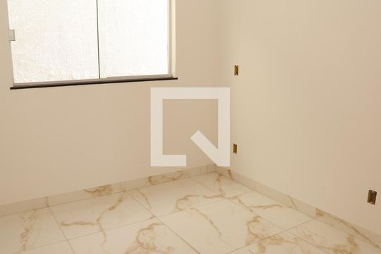 Casa à venda com 3 quartos, 87m² em Residencial Recanto do Bosque, Goiânia