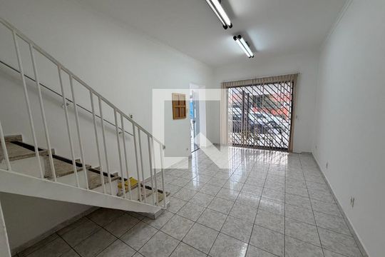 Sala de casa para alugar com 2 quartos, 130m² em Parque Colonial, São Paulo