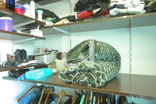 Closet da Suíte  de casa à venda com 3 quartos, 106m² em Planalto, São Bernardo do Campo