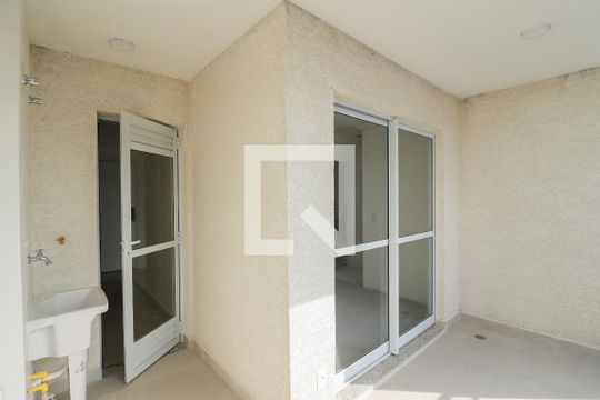 Sala/Cozinha/Área de Serviço de apartamento à venda com 2 quartos, 59m² em Vila Bandeirantes, São Paulo