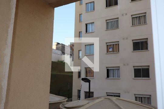Apartamento para alugar com 2 quartos, 44m² em Parque Sao Rafael, São Paulo