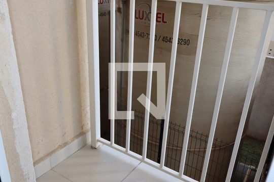 Apartamento para alugar com 2 quartos, 44m² em Parque Sao Rafael, São Paulo