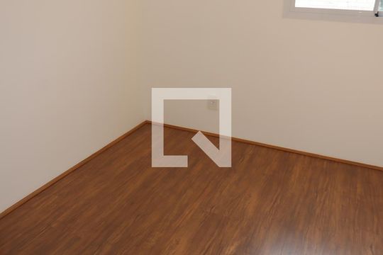 Quarto 1 de apartamento para alugar com 2 quartos, 44m² em Parque Sao Rafael, São Paulo